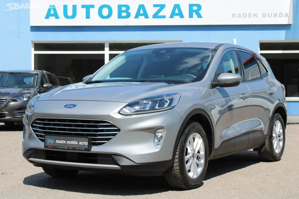 Ford Kuga 1,5 EB ČR,1.MAJ,TITANIUM,DPH,2021